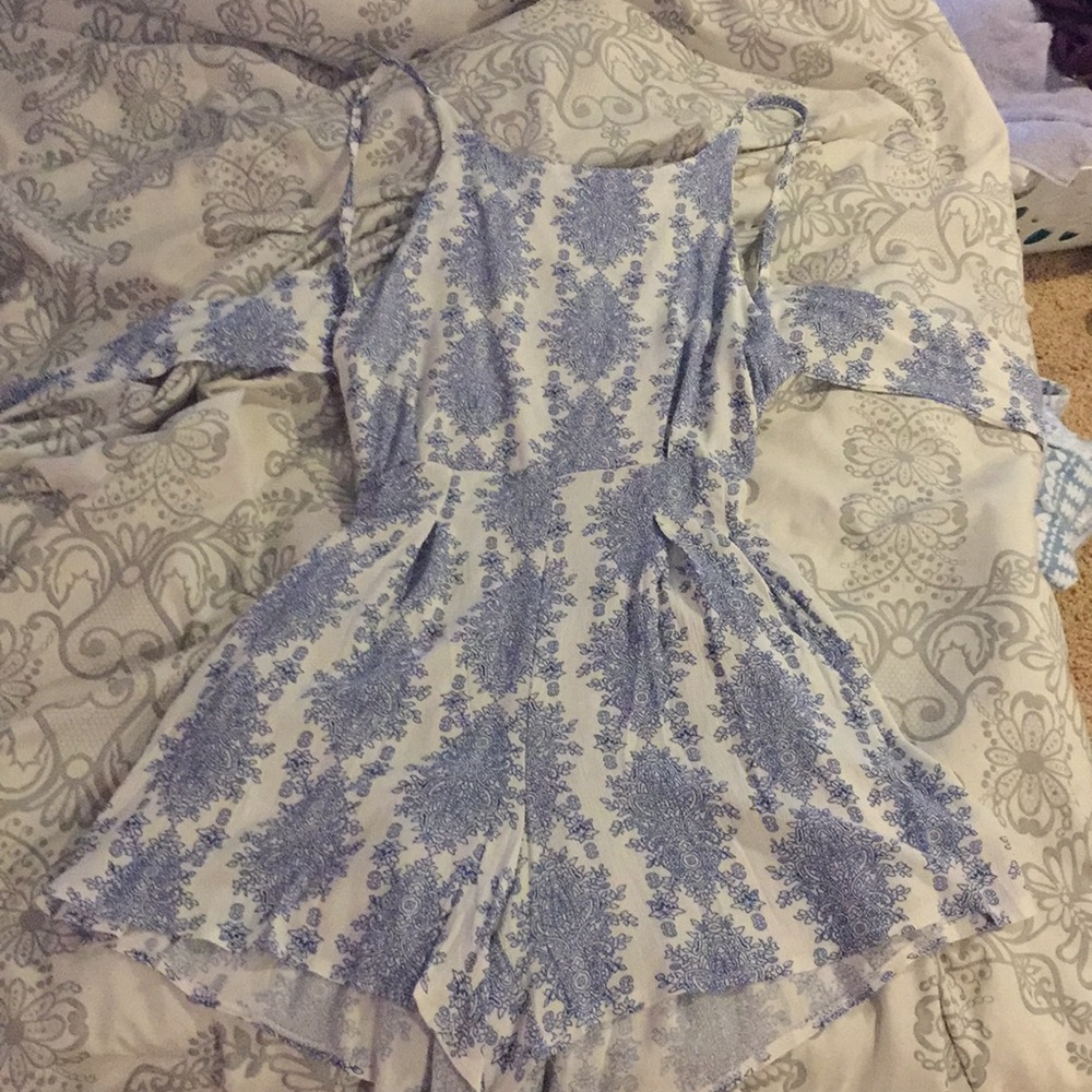 Blue patterned romper